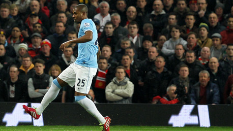 fernandinho-left-AR0Z8447.jpg