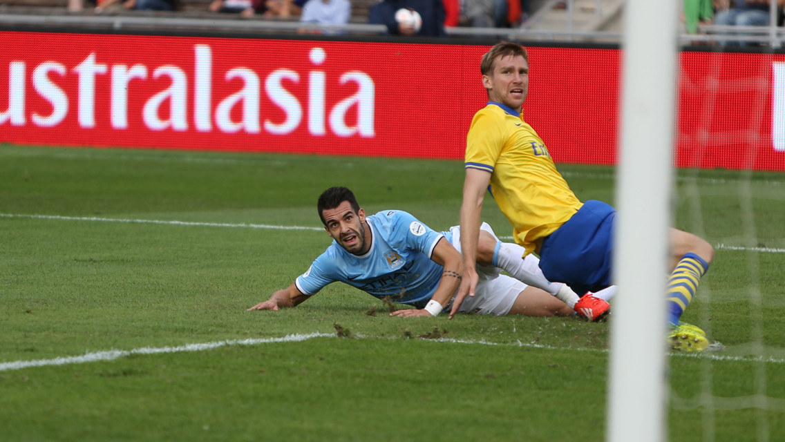 City v Arsenal: Extended highlights