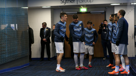 City v Chelsea: Tunnel Cam Extended