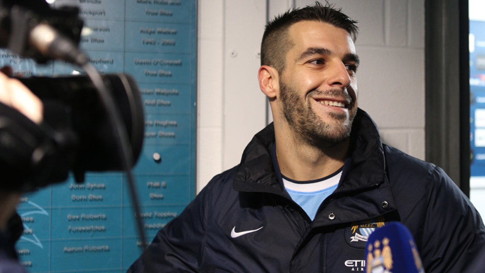 Negredo: "Estou num grande momento da minha carreira"