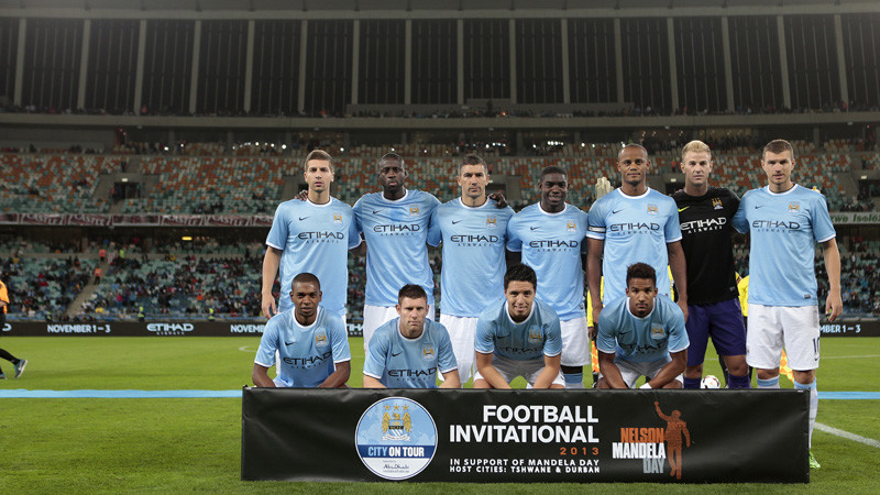 Appear in the first team photo!