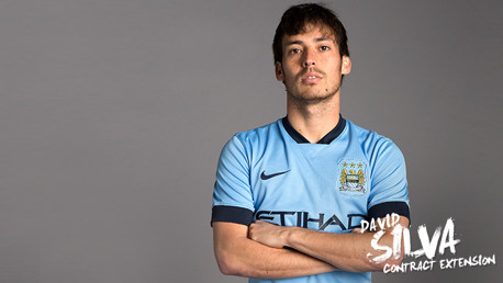 Silva renova com o City por cinco anos