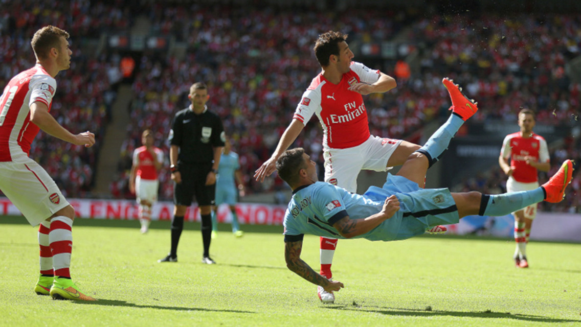 kolarov flying kick
