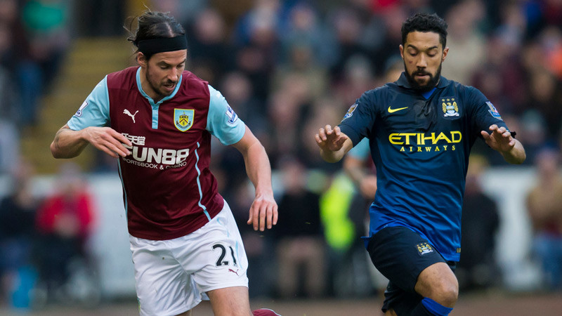 web-Gael-Clichy-fights-for-the-ball-