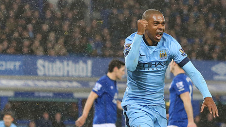 Fernandinho expecting entertaining Gunners clash