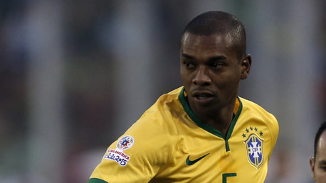 Fernandinho's Brazil reach Copa America last eight