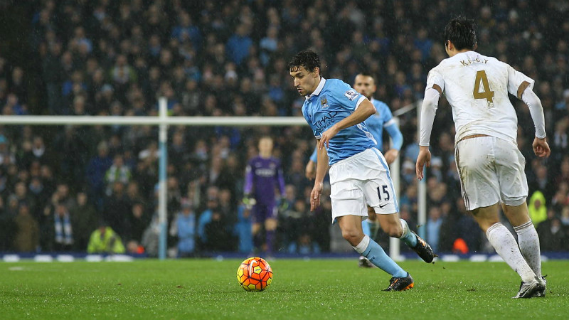 Jesus Navas in possession
