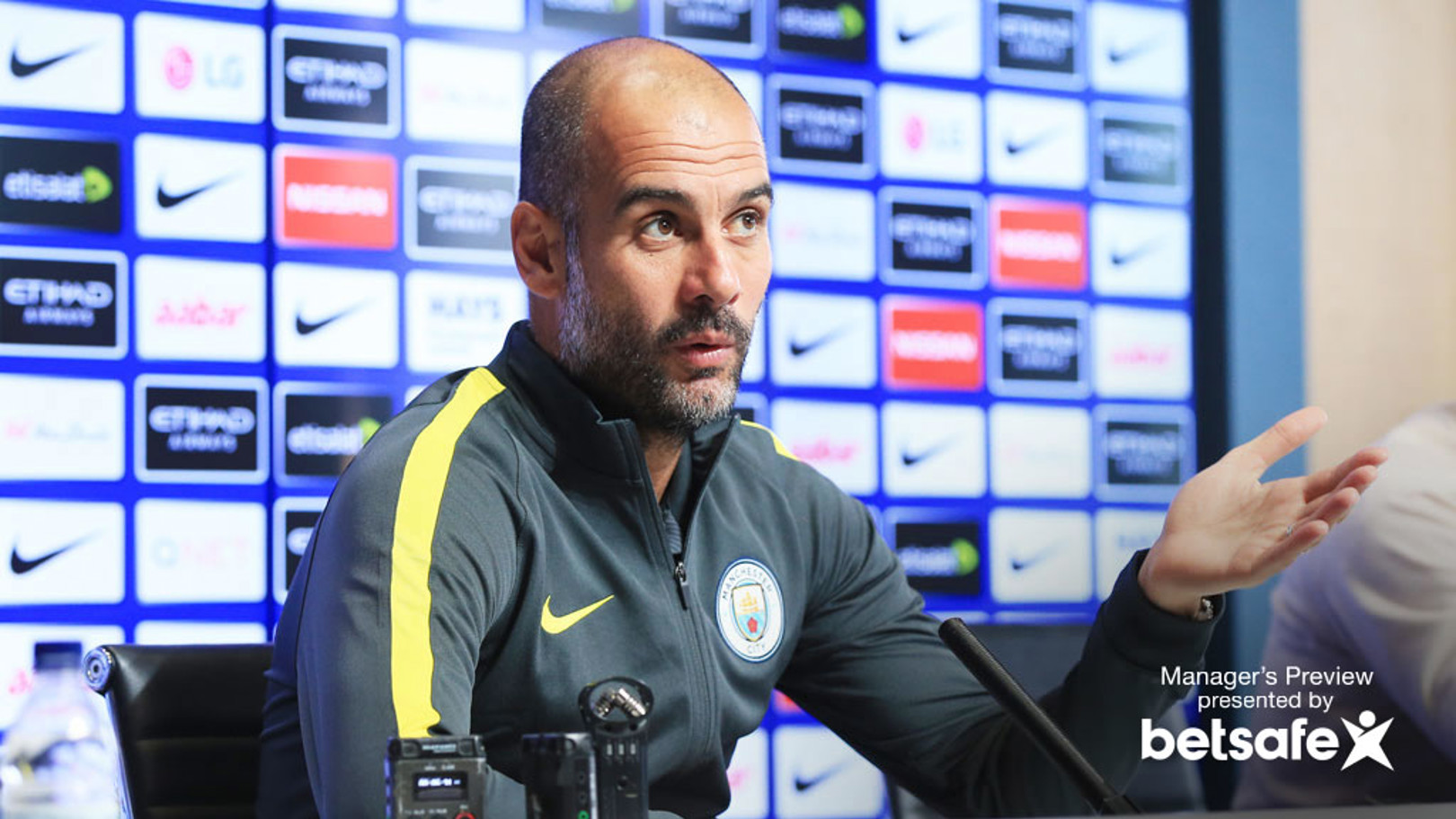 Guardiola: "Kompany est sur le chemin du retour"