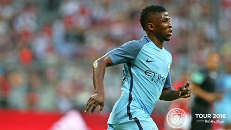 Bayern v City: Extended highlights