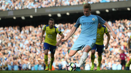 City v Everton: Extended highlights