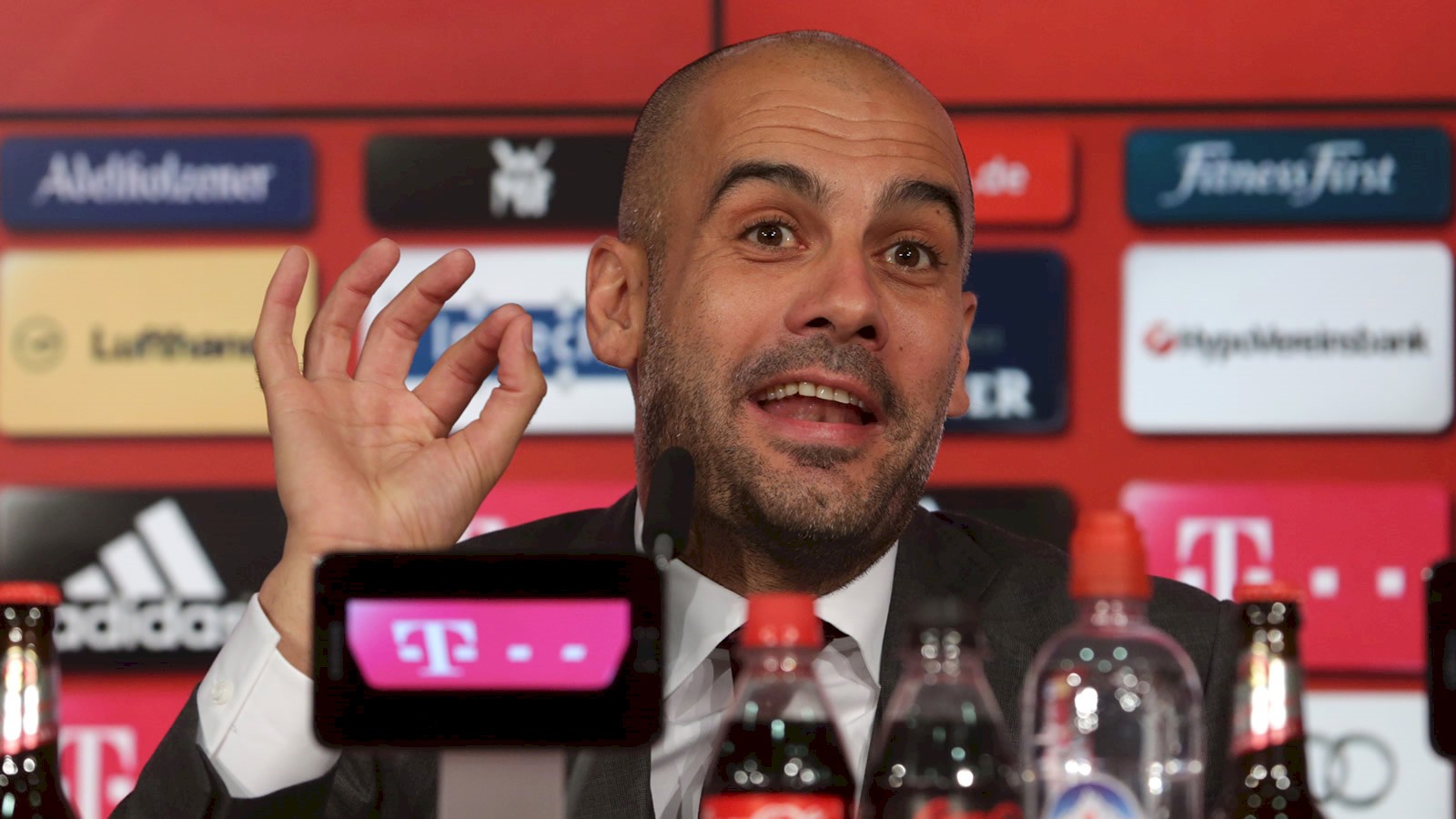 Bayern appoint Pep