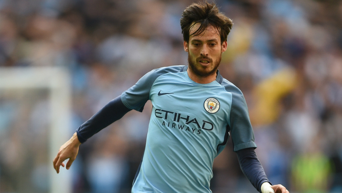 MAGIC SHOW: City's magician returns...