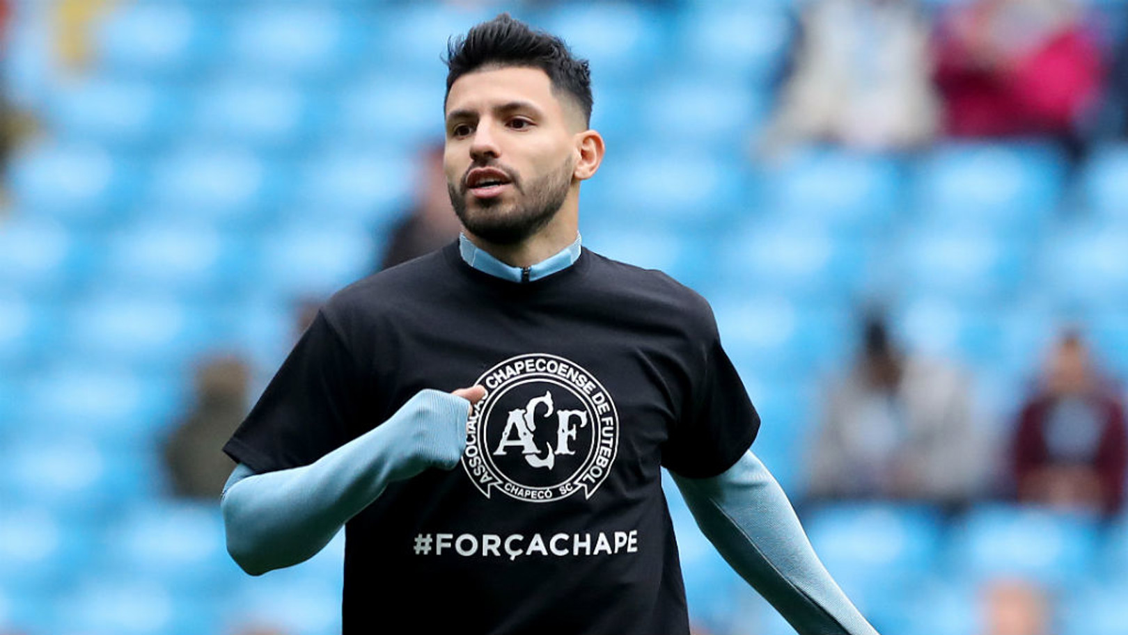 Aguero e Fernandinho suspensos pela FA 