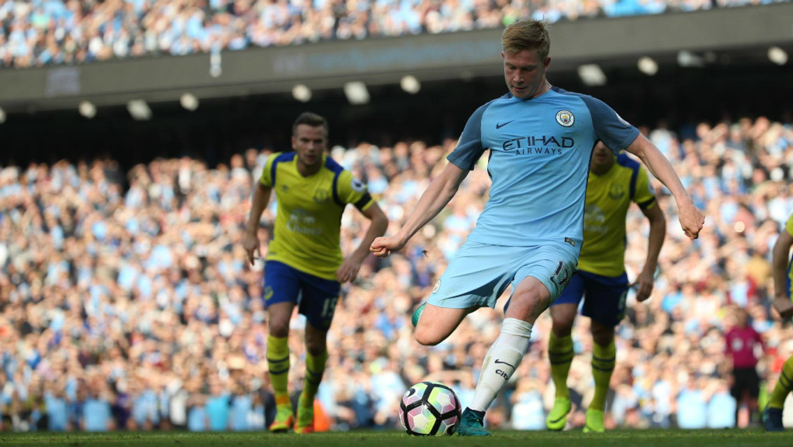 SPOT OF BOTHER: Kevin De Bruyne's penalty was saved