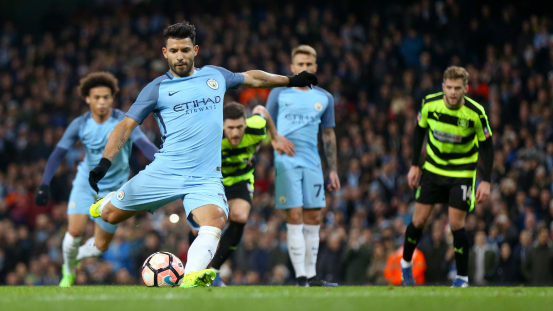 Man City v Huddersfield: Extended Highlights