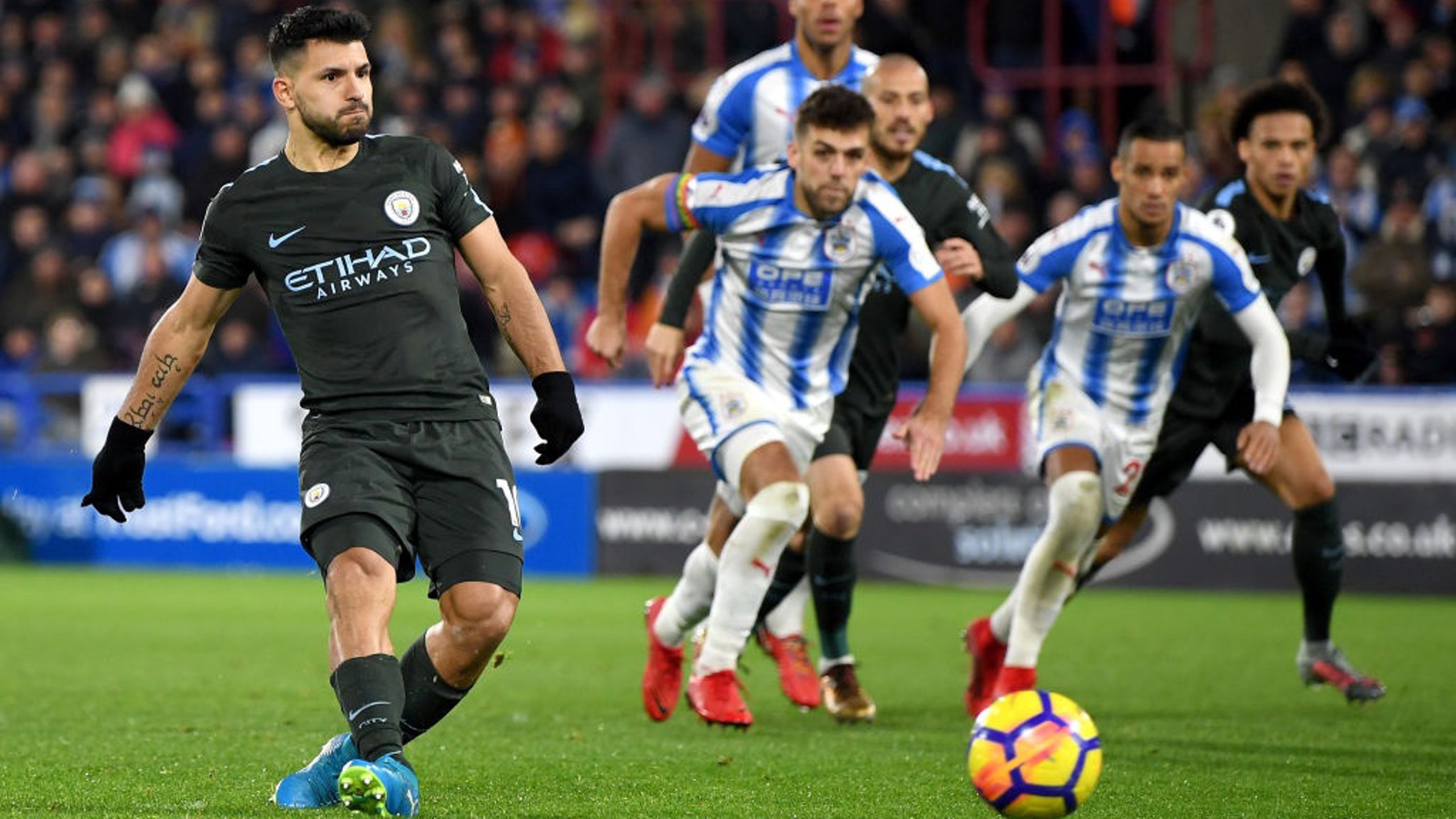 Gol 180 para Aguero