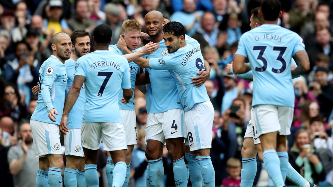 DREAM TEAM: City players celebrate De Bruyne's twelfth goal of the season.