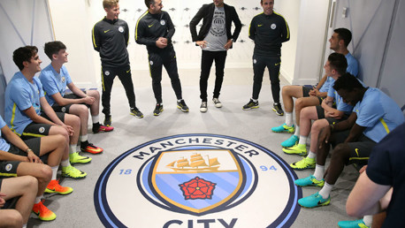 Surprise! Pep meets Cityzens at 2016/17 kit launch
