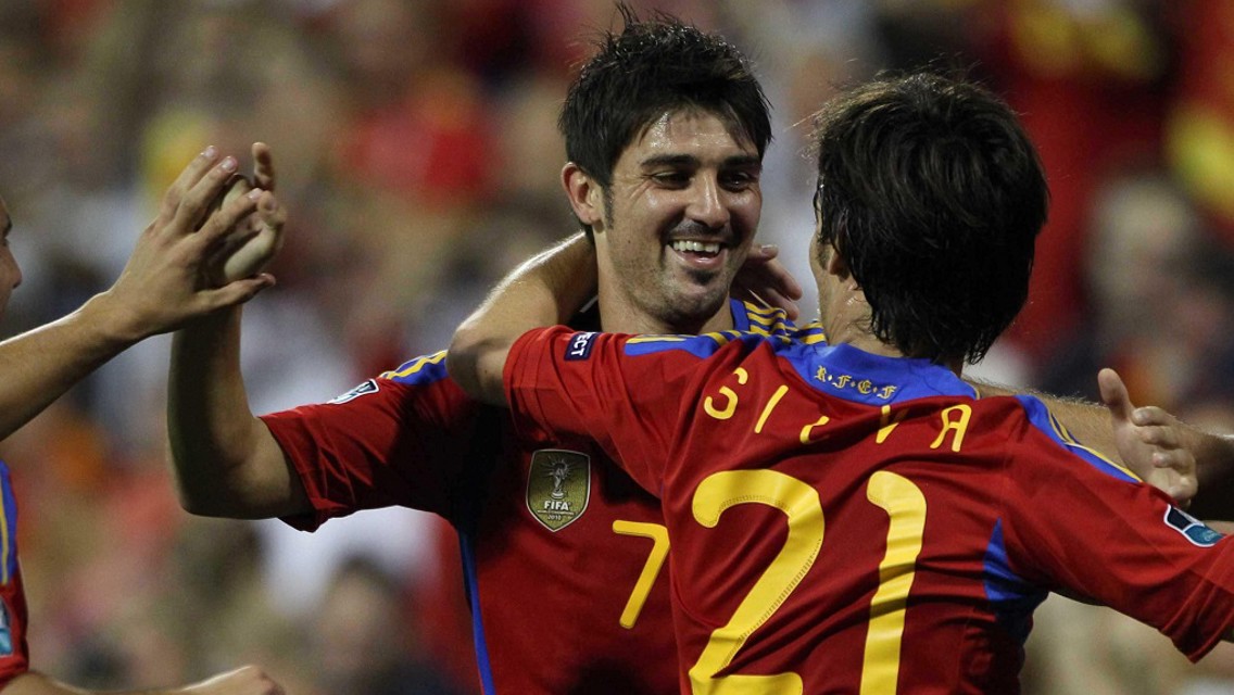 INTERNATIONAL BRIGHT YOUNG THINGS: David Villa and David Silva back in 2011