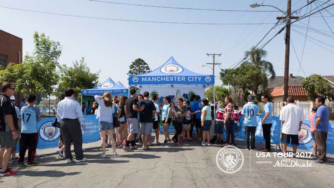 FANTASTIC: Supporters flock to the LA Fan Festival