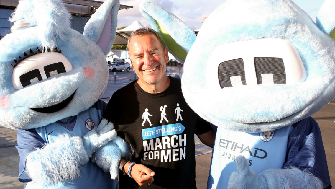 GREETINGS: Moonbeam and Moonchester welcome Jeff Stelling to the Etihad.