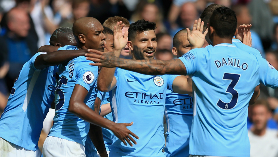 Agüero y Danilo, nominados por la Premier League