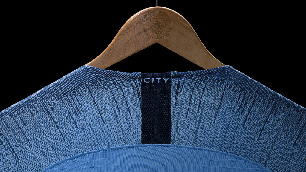 man city tracksuit 2018