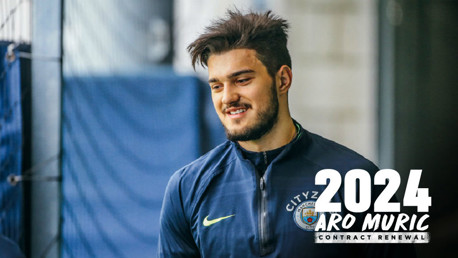 Muric, prêté à Nottingham, prolonge avec City
