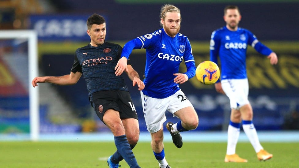 RODRI-GO : Rodri looks to make a move through the Everton midfield.