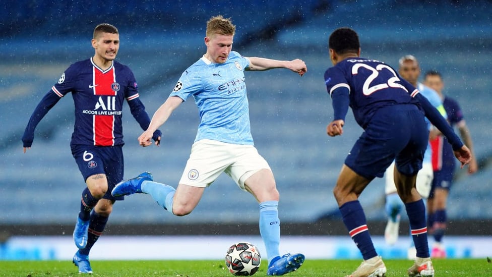 DRIVING DE BRUYNE: Kevin De Bruyne looks to pick the PSG lock