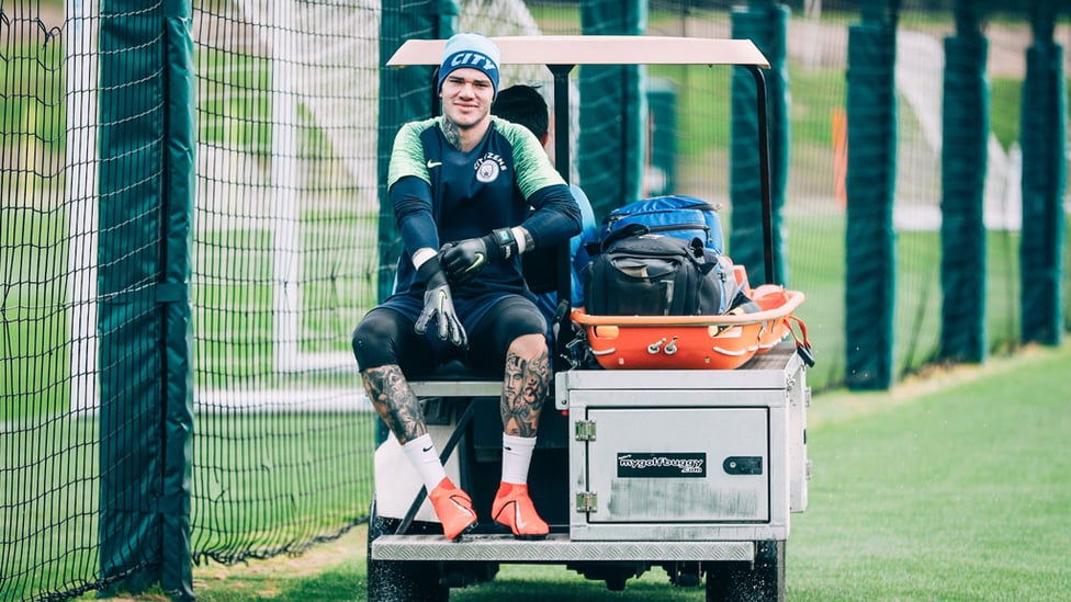 WELL-RESTED DEVELOPMENT : Ederson gears up for training