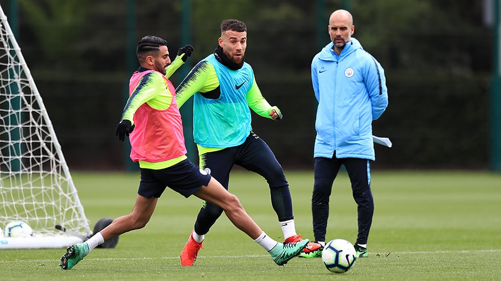 PEP WATCH : The boss keeps a close eye on Riyad Mahrez and Nicolas Otamendi