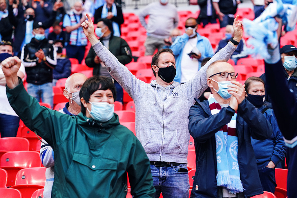Gallery: Fans return to roar City on to cup glory