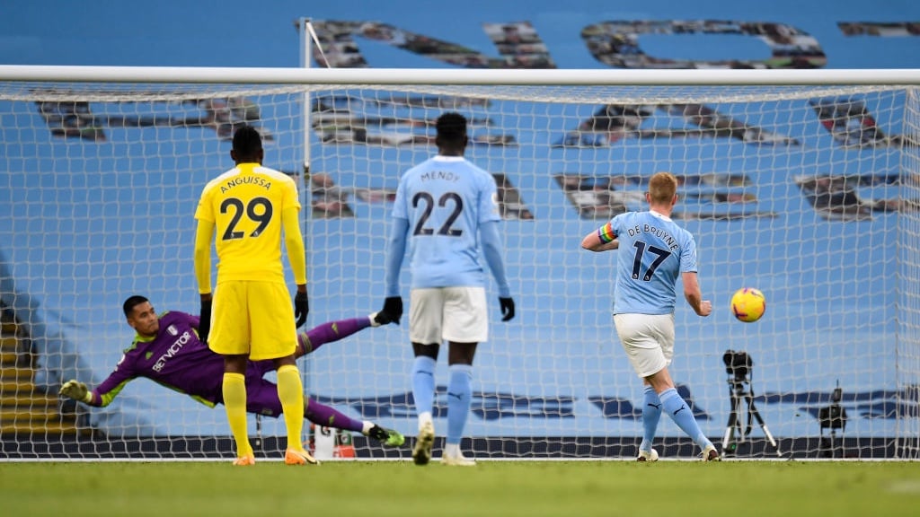 ON THE SPOT: De Bruyne sends Areola the wrong way to double our lead in the 26th minute.