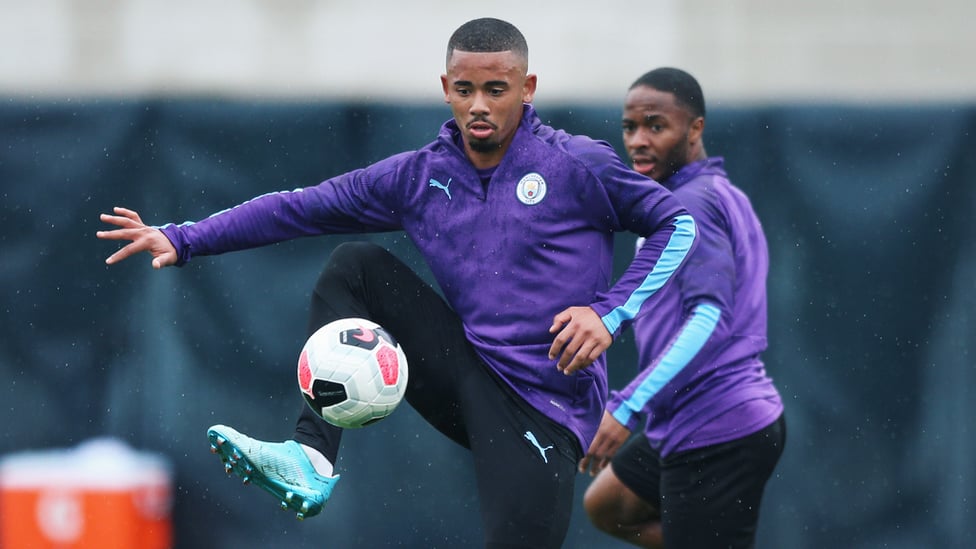 GABRIEL JESUS : Nice control as Raheem watches on