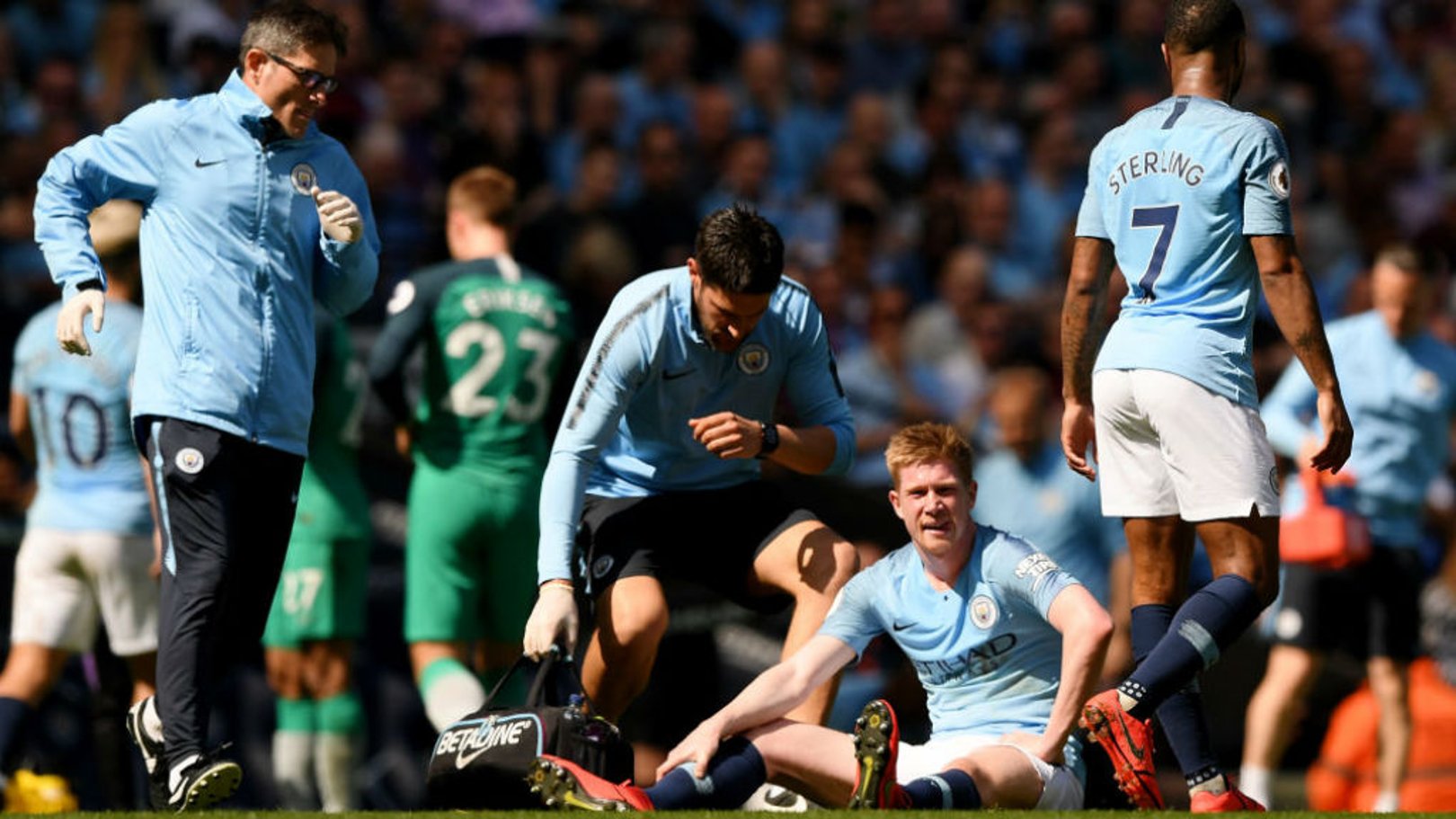 Guardiola provides De Bruyne update