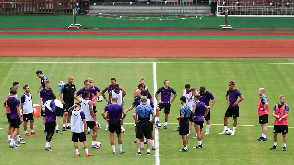 PEP TALK : The boss explains what he's looking for from the session