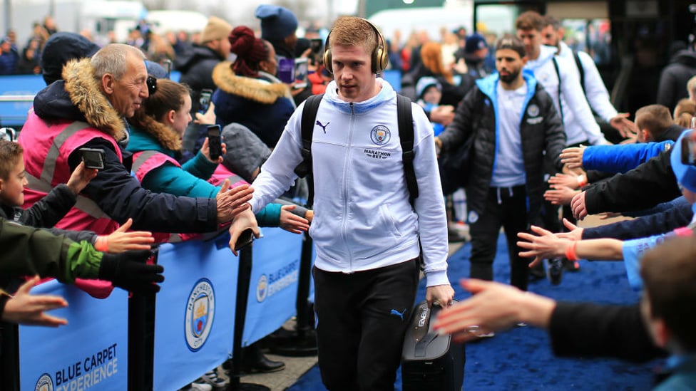 GAME FACE : De Bruyne looks focused as he heads into the stadium.