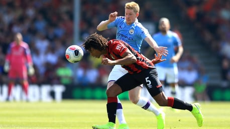 De Bruyne helping Ake to settle