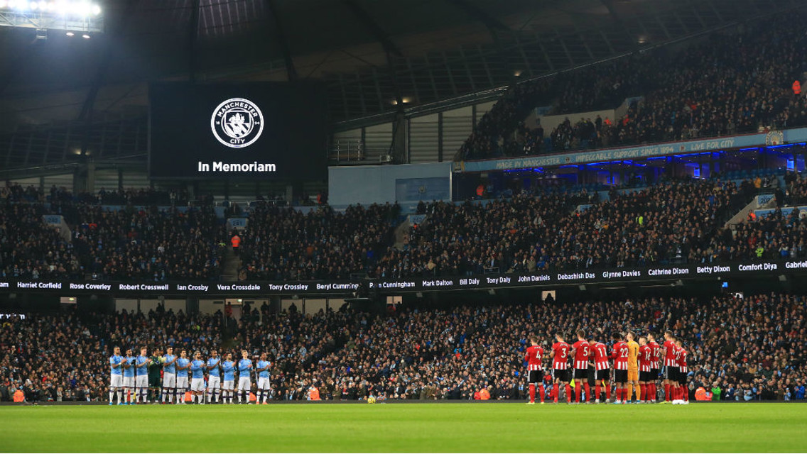 In Memoriam: Mengheningkan Cipta Di Laga Melawan Newcastle