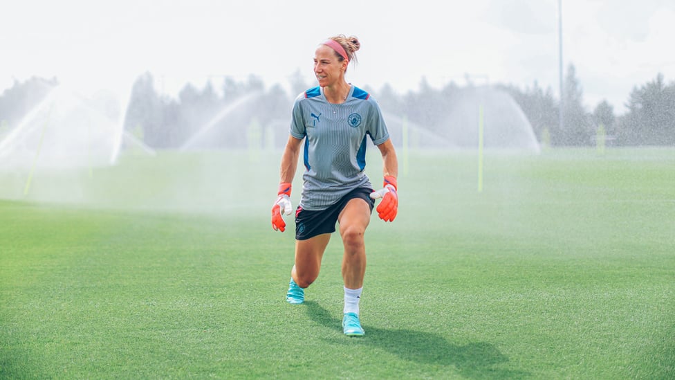 SHE'S A 'KEEPER : Fresh from signing a new contract last week, Karen Bardsley is ready to rock