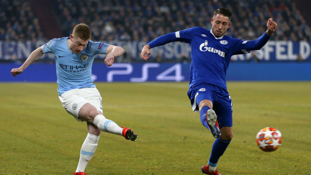 KDB fires a shot away