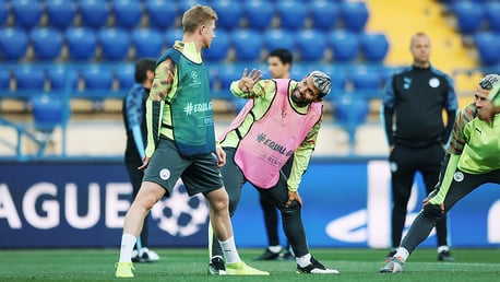 HANDYMEN: Sergio and KDB are in relaxed mode
