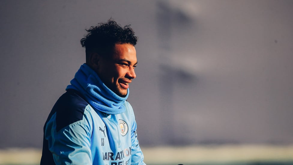 SNOODS YOU SIR! Zack Steffen looked the part in his City snood!