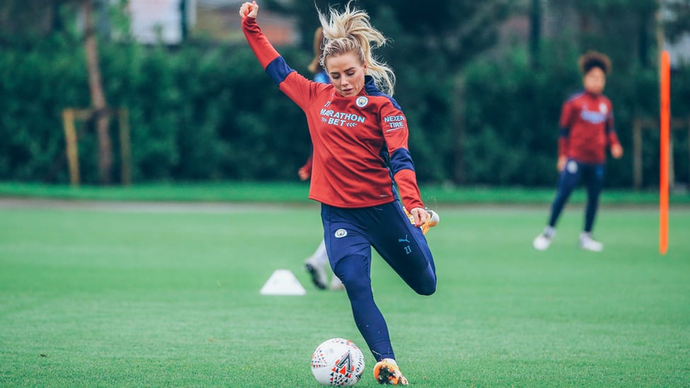 LETHAL LEFT FOOT : Alex Greenwood practices her trademark set-pieces