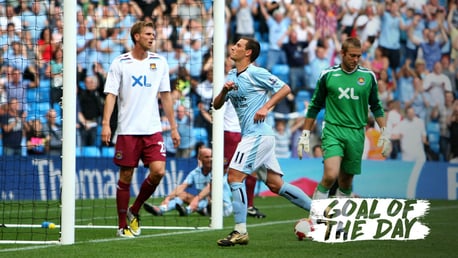 GOAL OF THE DAY: Elano v West Ham.