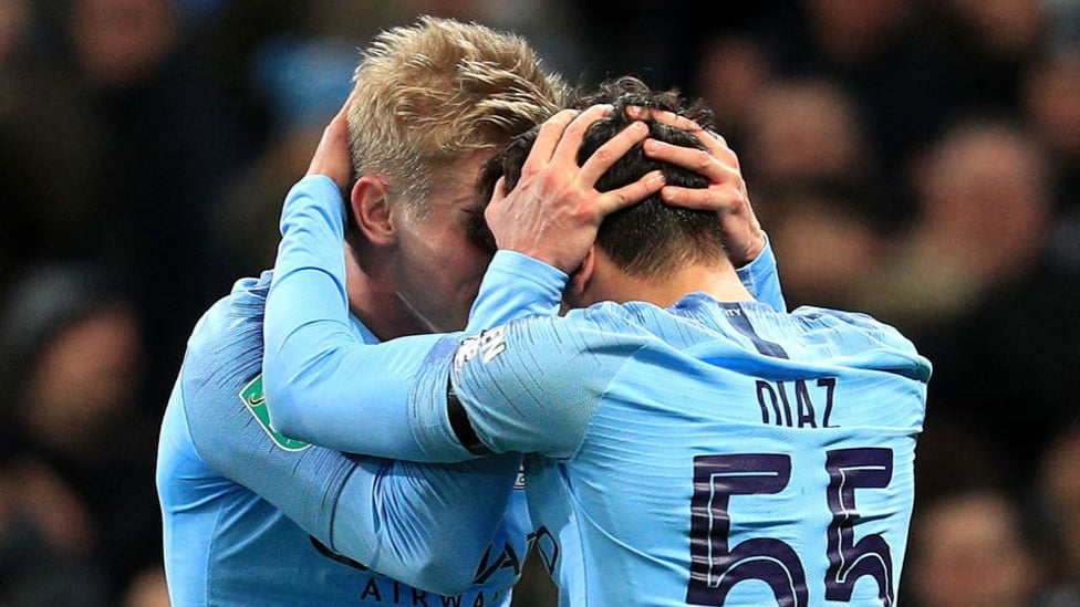 SQUAD : Zinchenko and Diaz share their delight after City's opening goal.