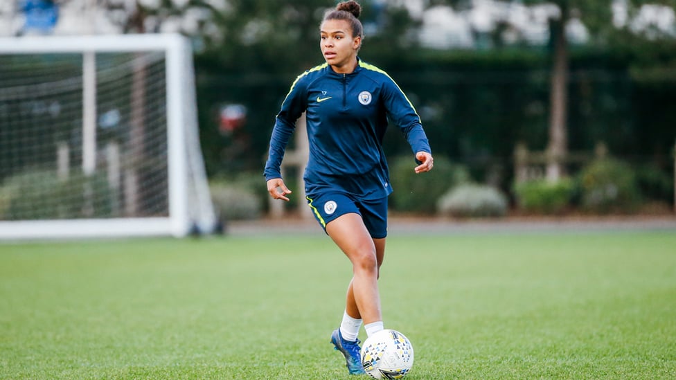 HEAD UP : Nikita Parris assesses her options