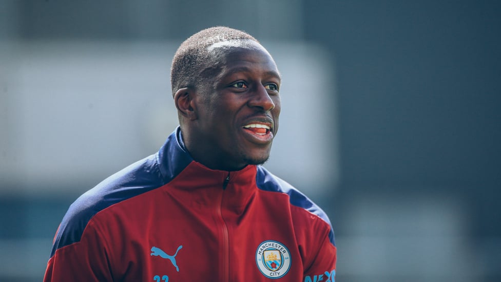 SMILES IN THE SUN : Benjamin Mendy has that Friday feeling!