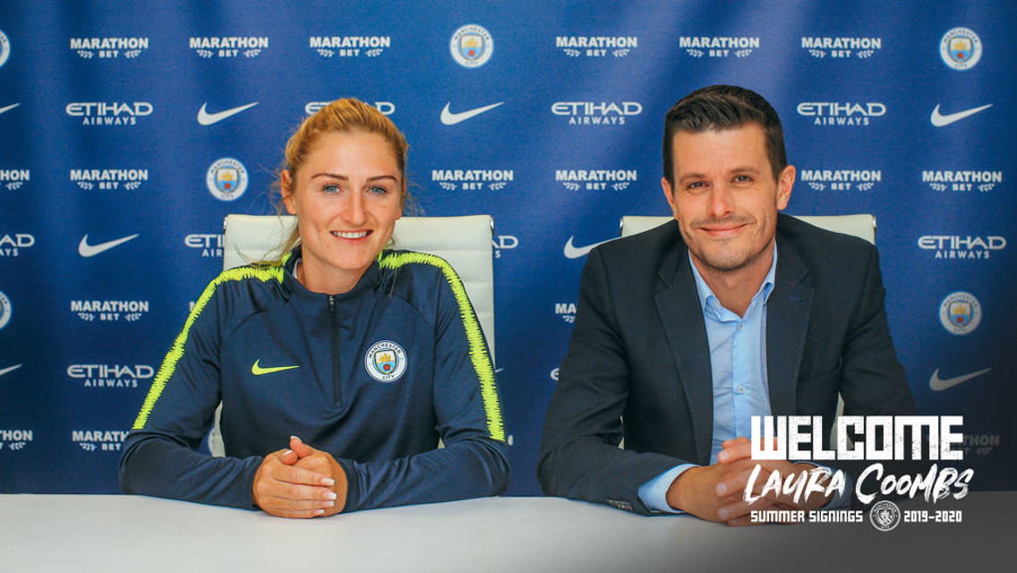 El City ficha a Laura Coombs